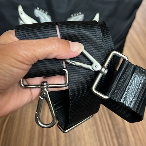 A220 - ๐ฏ % authentic Prada tote bag - Picture 12 of 16